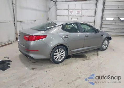 2015 Kia Optima Lx z USA, uszkodzony, nr VIN 5XXGM4A72FG472312